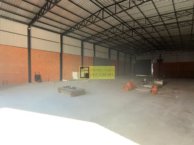Galpão / Barracão com 1000m², à venda, no bairro Distrito Industrial Doutor Carlos Arnaldo e Silva em São José do Rio Preto