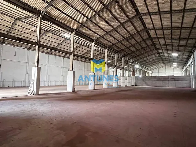 Galpão / Barracão com 2200m², para alugar, no bairro Prazeres em Jaboatão dos Guararapes