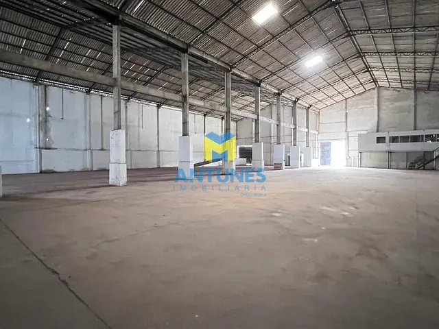 Galpão / Barracão com 2200m², para alugar, no bairro Prazeres em Jaboatão dos Guararapes