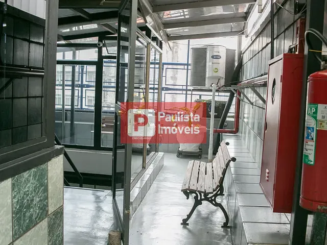 Galpão / Barracão com 2385m², à venda, no bairro Ipiranga em São Paulo