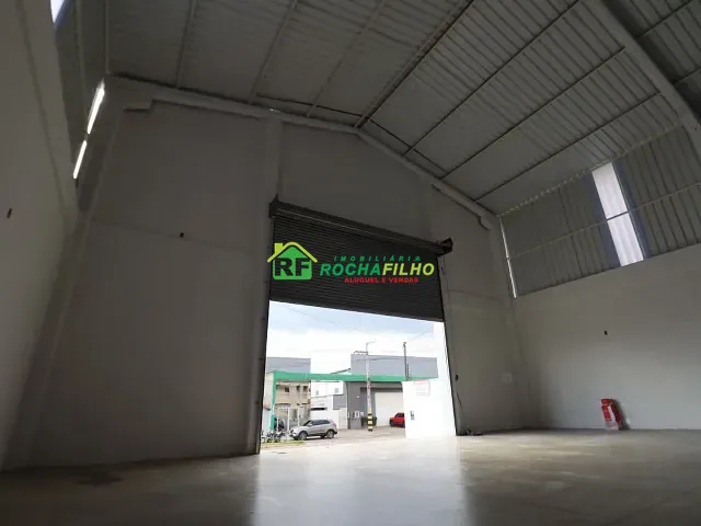 Galpão / Barracão com 630m², para alugar, no bairro Extrema em Teresina