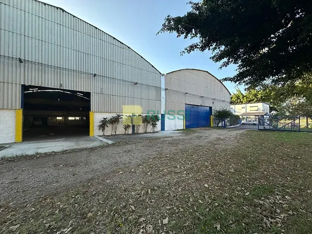 Galpão / Barracão com 13000m², à venda, no bairro Putim em São José dos Campos