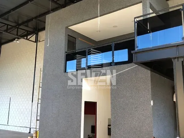 Galpão / Barracão com 726m², à venda, no bairro Vila Santista em Bauru