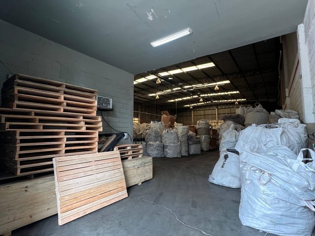 Galpão / Barracão com 1458m², à venda, no bairro Iporanga em Sorocaba