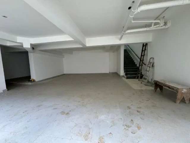 Galpão / Barracão com 200m², para alugar, no bairro Campestre em Santo André