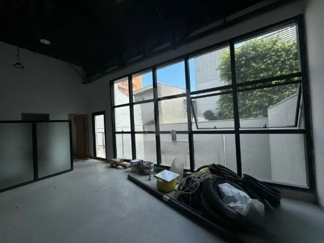 Galpão / Barracão com 200m², para alugar, no bairro Campestre em Santo André