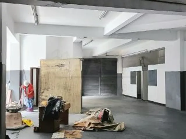 Galpão / Barracão com 340m², para alugar, no bairro Jardim Luso em São Paulo