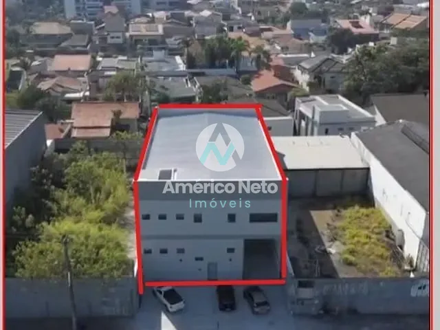 Galpão / Barracão com 633m², para alugar, no bairro Mauá em São Caetano do Sul