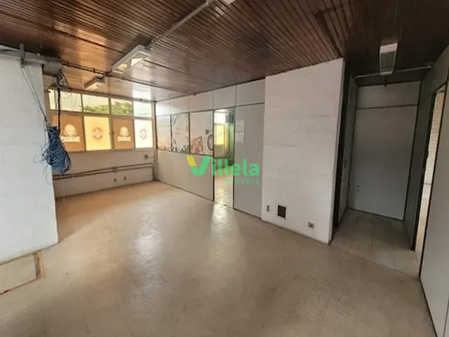 Galpão / Barracão à venda ou para alugar, no bairro Penha Circular em Rio de Janeiro