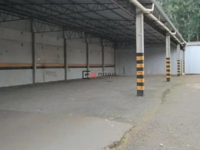 Galpão / Barracão com 2000m², à venda, no bairro Indústrias Leves em Londrina