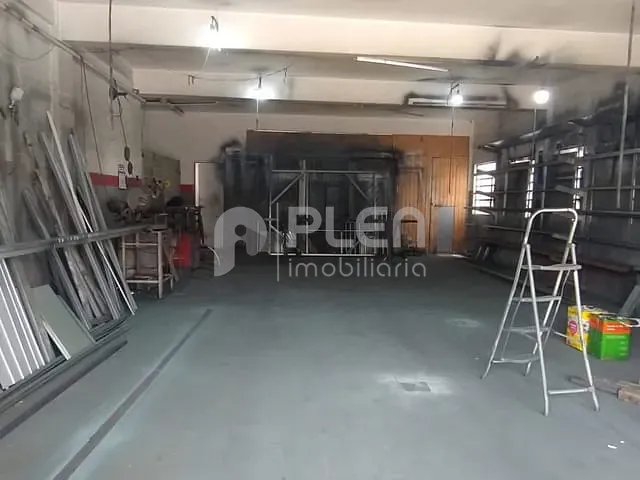 Prédio com 260m², à venda, no bairro Imirim em São Paulo