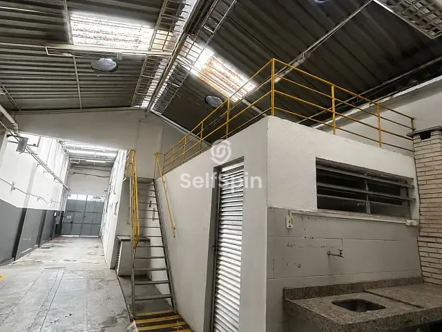 Prédio para alugar, no bairro Centro em Niterói