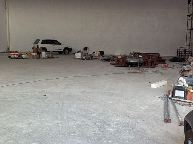 Galpão / Barracão com 900m², para alugar, no bairro Vila Alpina em São Paulo