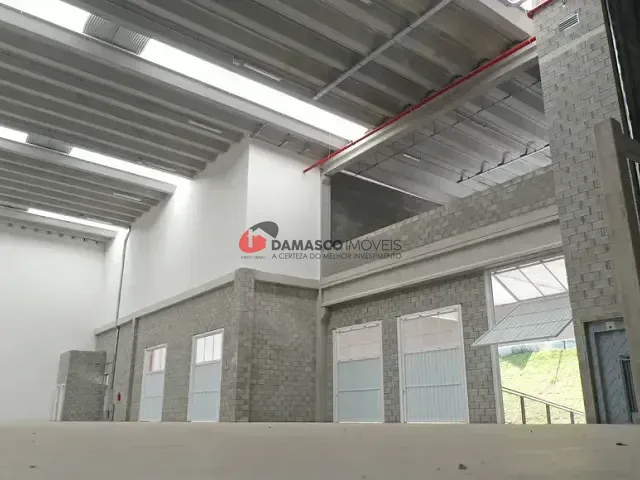 Galpão / Barracão para alugar, no bairro Colônia (Zona Leste) em São Paulo