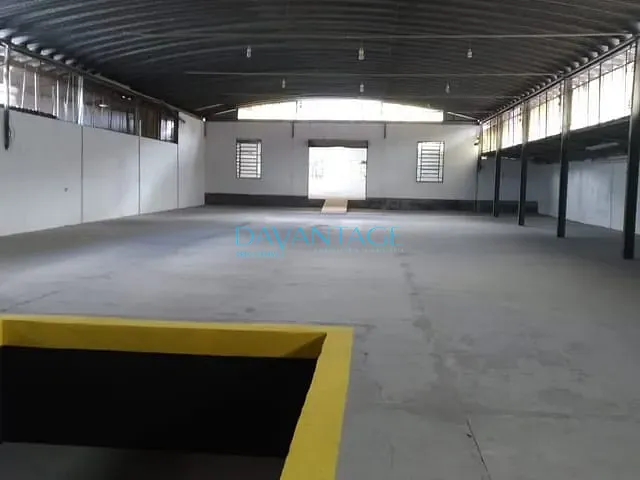 Galpão / Barracão com 1556m², à venda, no bairro Tucuruvi em São Paulo