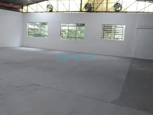 Galpão / Barracão com 1556m², à venda, no bairro Tucuruvi em São Paulo