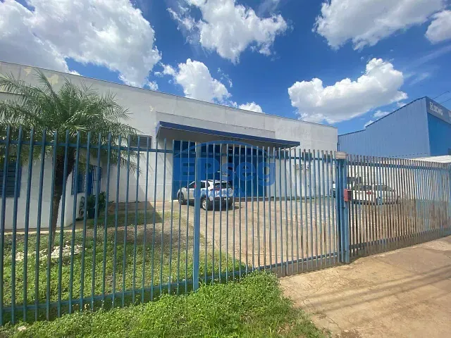 Galpão / Barracão com 1145m², à venda, no bairro Jardim Riviera em Cambé
