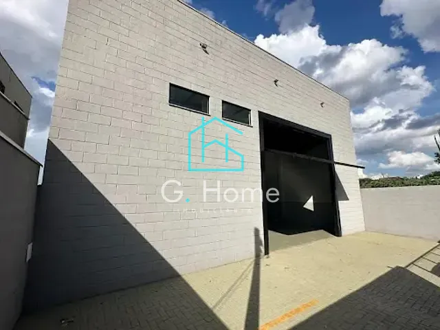 Galpão / Barracão com 309m², para alugar, no bairro Fraternidade em Londrina