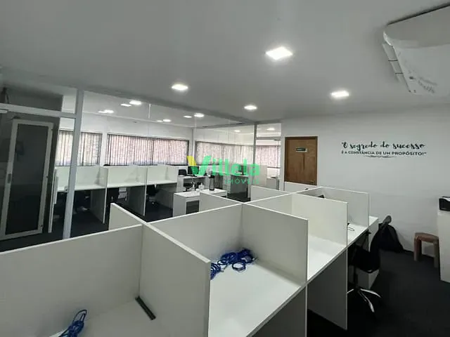 Galpão / Barracão com 800m², à venda, no bairro Quinta da Boa Vista em Itaquaquecetuba