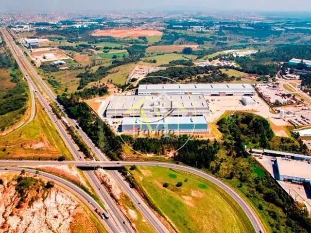 Galpão / Barracão com 3520m², para alugar, no bairro Éden em Sorocaba