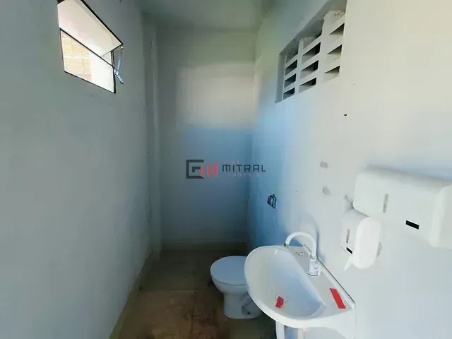 Galpão / Barracão para alugar, no bairro Parque Industrial Kiugo Takata em Londrina