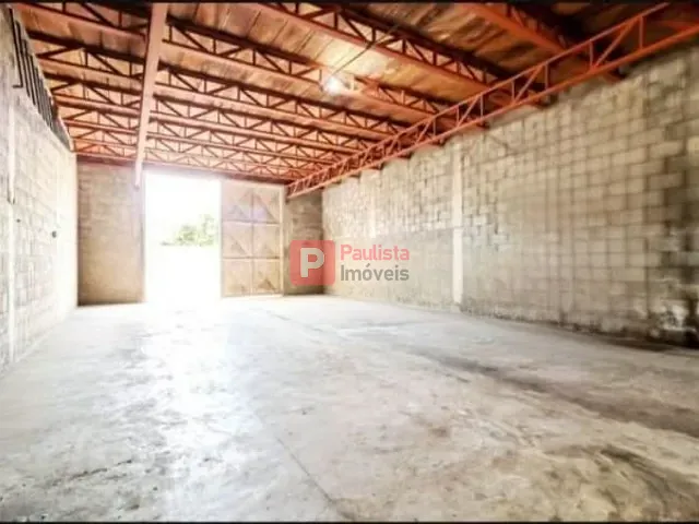 Galpão / Barracão com 450m², para alugar, no bairro Jardim da Pedreira em São Paulo