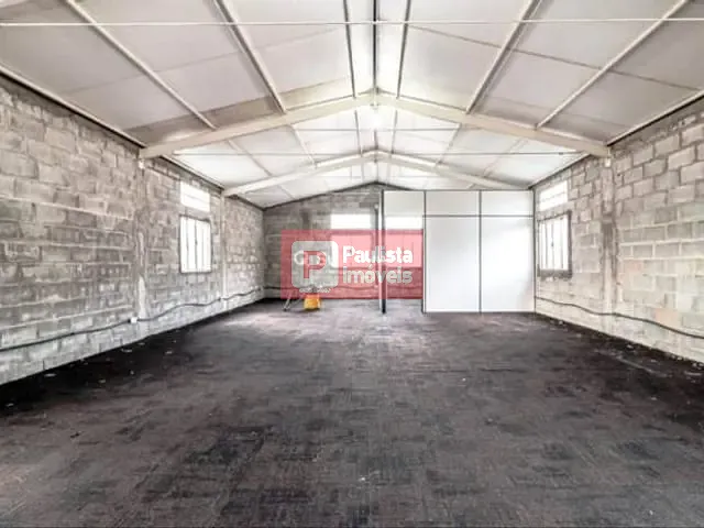 Galpão / Barracão com 450m², para alugar, no bairro Jardim da Pedreira em São Paulo