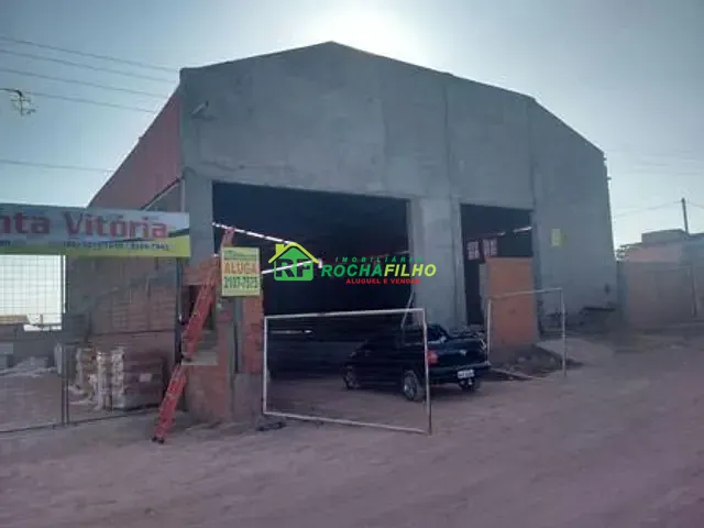 Galpão / Barracão com 800m², para alugar, no bairro Morada Nova em Teresina