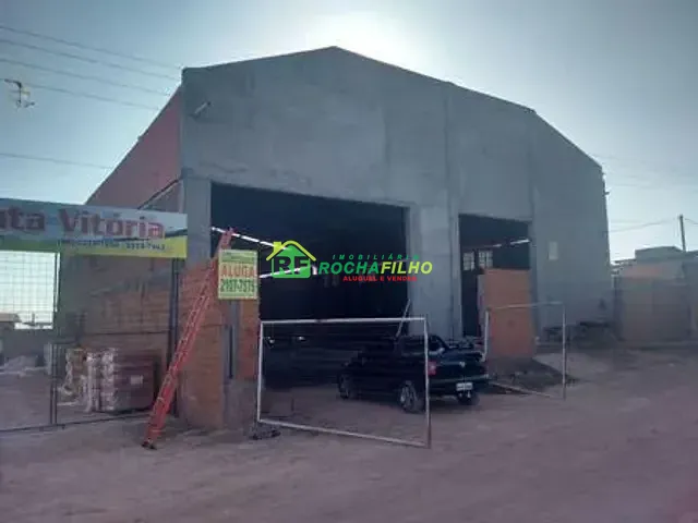 Galpão / Barracão com 800m², para alugar, no bairro Morada Nova em Teresina