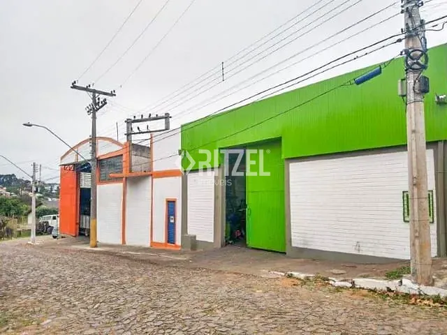 Galpão / Barracão com 324m², à venda, no bairro Petrópolis em Novo Hamburgo