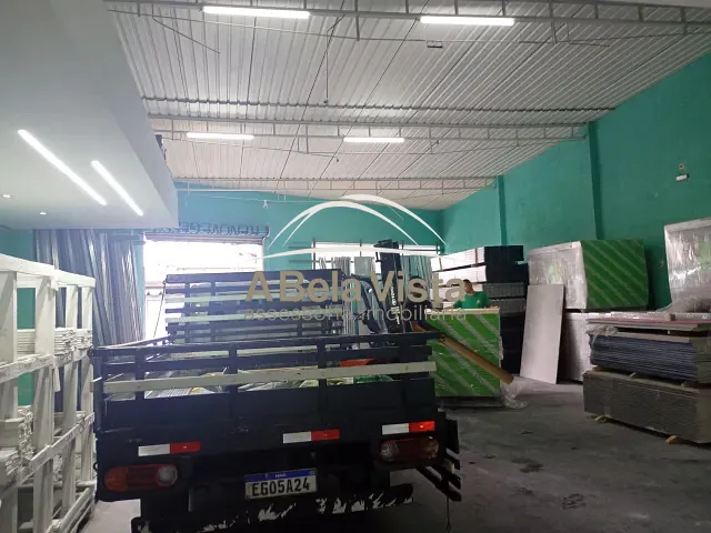 Galpão / Barracão com 235m², à venda, no bairro Novo Osasco em Osasco