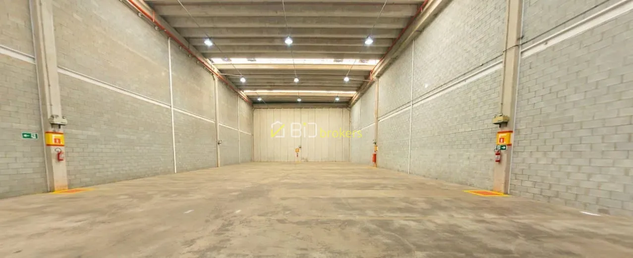 Depósito-Galpão, 1350 m² - Foto 2