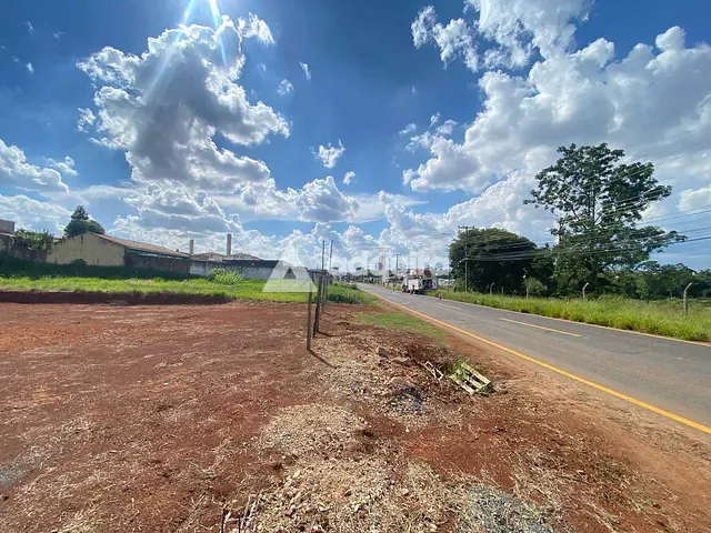 Terreno com 560m², para alugar, no bairro Cará-cará em Ponta Grossa