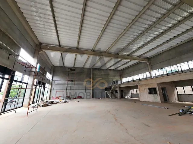 Galpão / Barracão com 892m², para alugar, no bairro Van Gogh em Holambra
