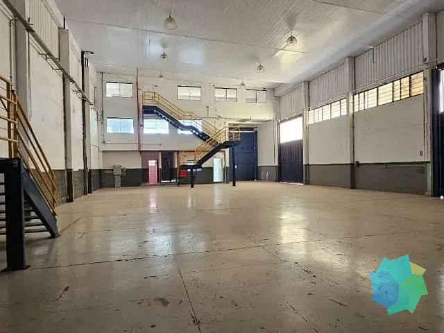 Galpão / Barracão com 800m², para alugar, no bairro Jardim Europa em Salto