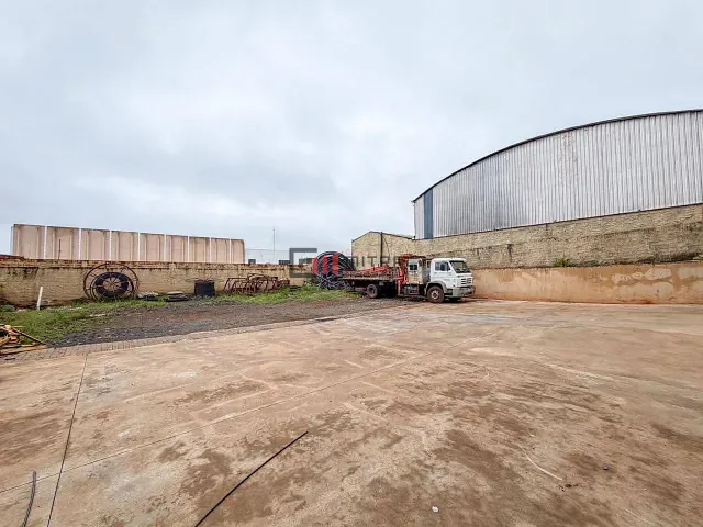 Galpão / Barracão com 1154m², à venda, no bairro Parque Industrial José Belinati em Londrina
