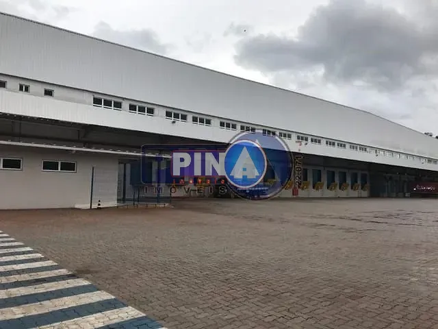 Galpão / Barracão com 12500m², para alugar, no bairro Rosa dos Ventos em Aparecida de Goiânia