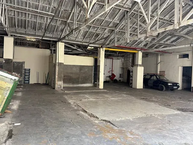 Galpão / Barracão para alugar, no bairro Fundação em São Caetano do Sul