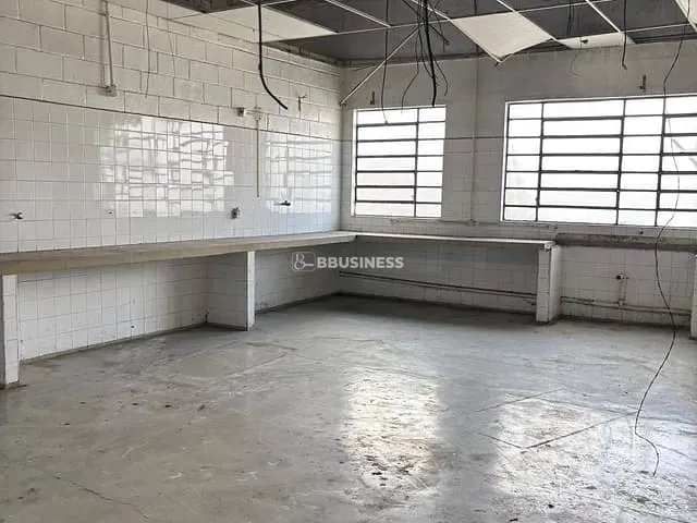 Galpão / Barracão para alugar, no bairro Fundação em São Caetano do Sul