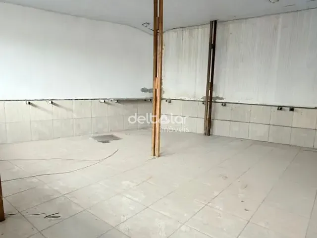 Galpão / Barracão para alugar, no bairro Candelária em Belo Horizonte