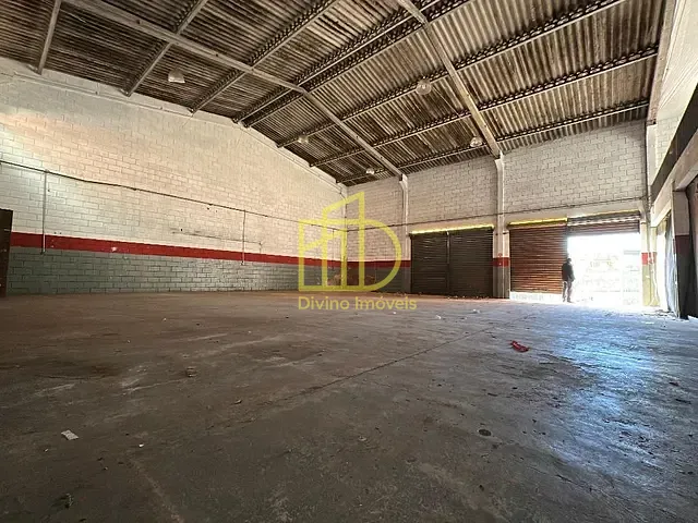 Galpão / Barracão com 500m², para alugar, no bairro Jardim Guarujá em Sorocaba