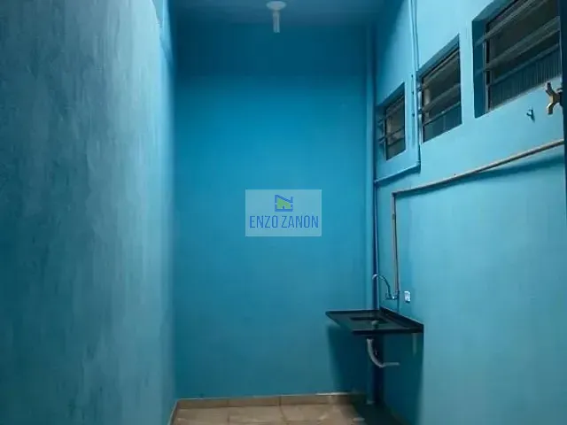 Galpão / Barracão com 250m², para alugar, no bairro Vila Vivaldi em São Bernardo do Campo