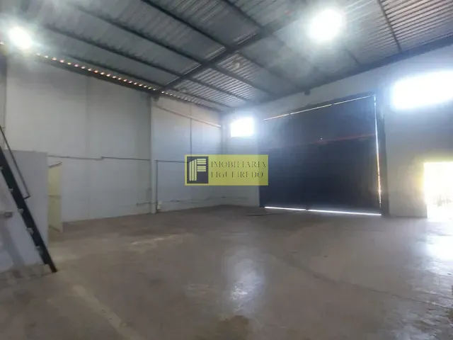 Galpão / Barracão com 250m², para alugar, no bairro Vila Toninho em São José do Rio Preto