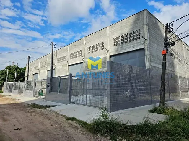 Galpão / Barracão com 260m², para alugar, no bairro Imbiribeira em Recife