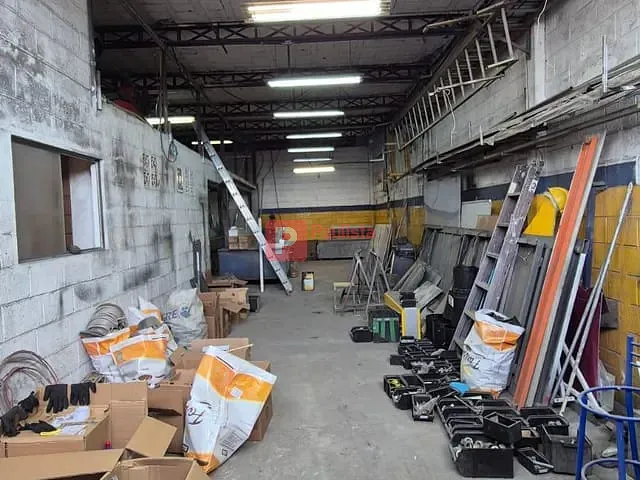 Galpão / Barracão com 140m², à venda, no bairro Campo Grande em São Paulo