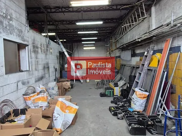 Galpão / Barracão com 140m², à venda, no bairro Campo Grande em São Paulo