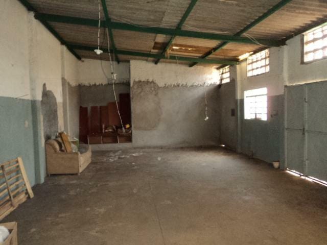 Foto do Galpão / Barracão - Galpão / Barracão à venda 250M², Nossa Senhora da Abadia, Uberaba - MG | ZUCATO IMOBILIARIA LTDA