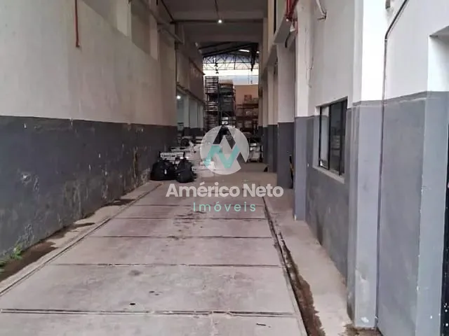 Galpão / Barracão com 1700m², para alugar, no bairro Campestre em Santo André