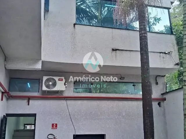 Galpão / Barracão com 1700m², para alugar, no bairro Campestre em Santo André
