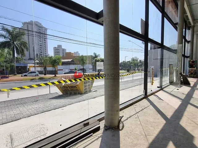 Galpão / Barracão com 450m², para alugar, no bairro Olímpico em São Caetano do Sul